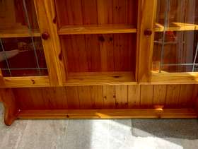 Freecycle Dresser