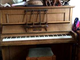 Freecycle Upright piano