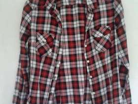 Freecycle Ladies shirt size 8
