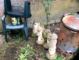 Freecycle Concrete cricketers and umpire