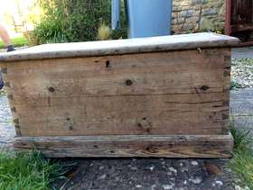 Freecycle Wooden chest