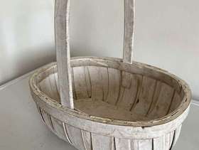 Freecycle Shabby chic basket