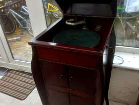 Freecycle Grammaphone