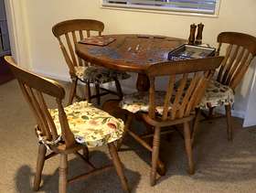 Freecycle Pine circular dining table with 4 chairs