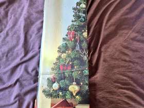 Freecycle 4ft artificial Christmas Tree