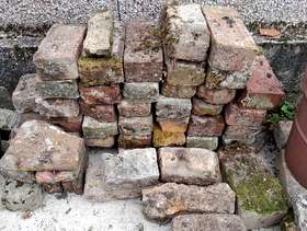 Freecycle Free Bricks!
