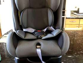 Freecycle Pamplona child’s car seat