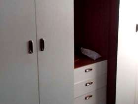 Freecycle Schreiber wardrobe unit