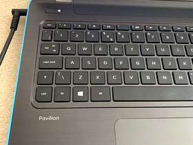 Freecycle HP pavilion Laptop - blue (excellent condition)