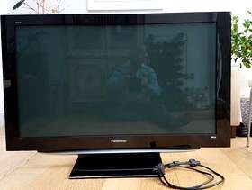 Freecycle TV. Panasonic 46" flat screen TV