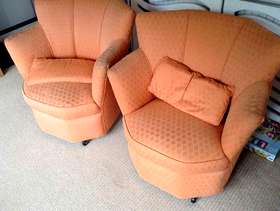 Freecycle 2 orange tub chairs