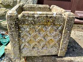 Freecycle 4 matching outdoor garden planters