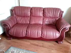 Freecycle 3 seater leather sofa