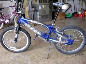 Freecycle Boy's Bike - Mongoose