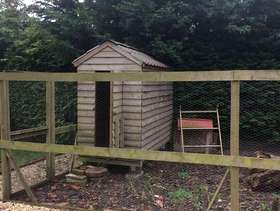 Freecycle Hen house