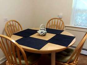 Freecycle Extendable Table and 4 Chairs
