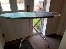 Freecycle Ironing board