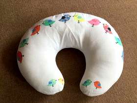 Freecycle John Lewis Feeding / Nursing pillow - £10