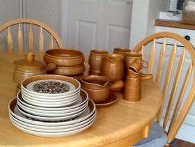 Freecycle Canterbury by Langley dinner set