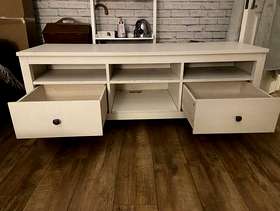 Freecycle TV stand