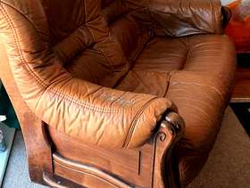 Freecycle 2 x Brown Leather Settees