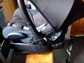 Freecycle 0 -1 year Car Seat