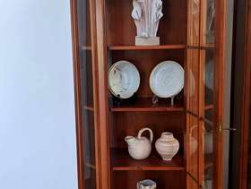 Freecycle Bookcases/display cases