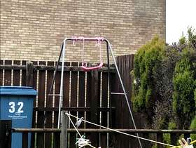 Freecycle Girls garden swing