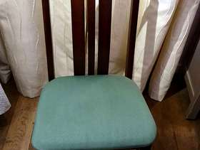 Freecycle Dining table & chairs