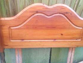 Freecycle Wooden Headboard single bed