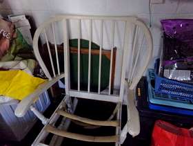 Freecycle Nice rocking chair / lots more to sell , w.d.y.need ...