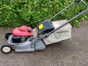 Freecycle Honda 4-stroke petrol rotary lawnmower