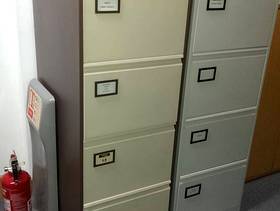 Freecycle 2 metal filing cabinets