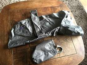 Freecycle Small dog raincoat