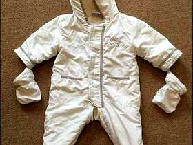 Freecycle Warm, baby pramsuit with detachable mittens (3-6 month) - £2.00