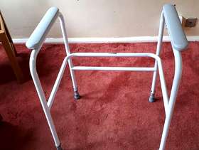 Freecycle Toilet Surround