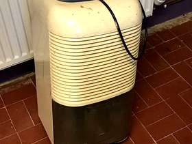 Freecycle Dehumidifier