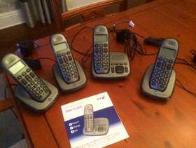 Freecycle BT PHONES with ANSWERING MACHINE