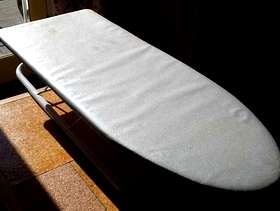 Freecycle Table top ironing board