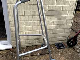 Freecycle Lightweight Zimmer frame