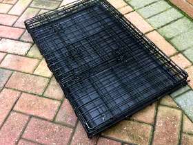 Freecycle Collapsible portable dog crate