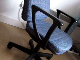 Freecycle Comfortable office chair