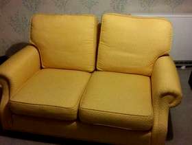 Freecycle 2 Seater Sofa