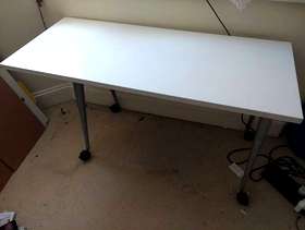 Freecycle Office desk with adjustable legs (white)