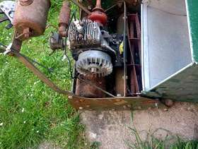 Freecycle Old petrol lawn mower spares or repair