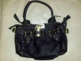 Freecycle Chloe - Padlock Hand-Bag w/ key