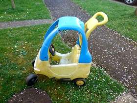 Freecycle Little Tykes Car