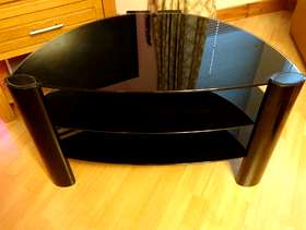 Freecycle Small Black Glass TV Stand