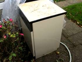 Freecycle Dishwasher freestanding