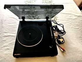 Freecycle BUSH Turn Table, MTT1, Speed 45 and 33.1/3